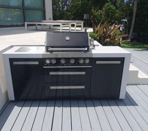 Outdoor Kitchen - Barbecue
